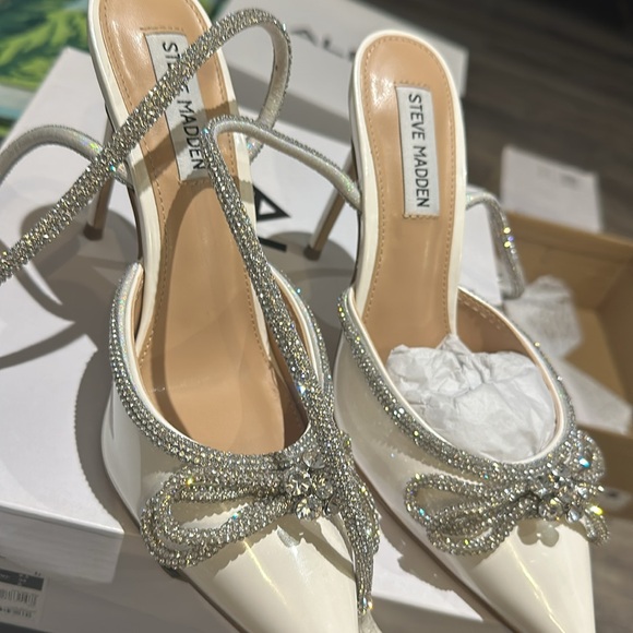 Brand new Steve Madden off-white elegant 4inch stiletto’s. - Picture 5 of 5